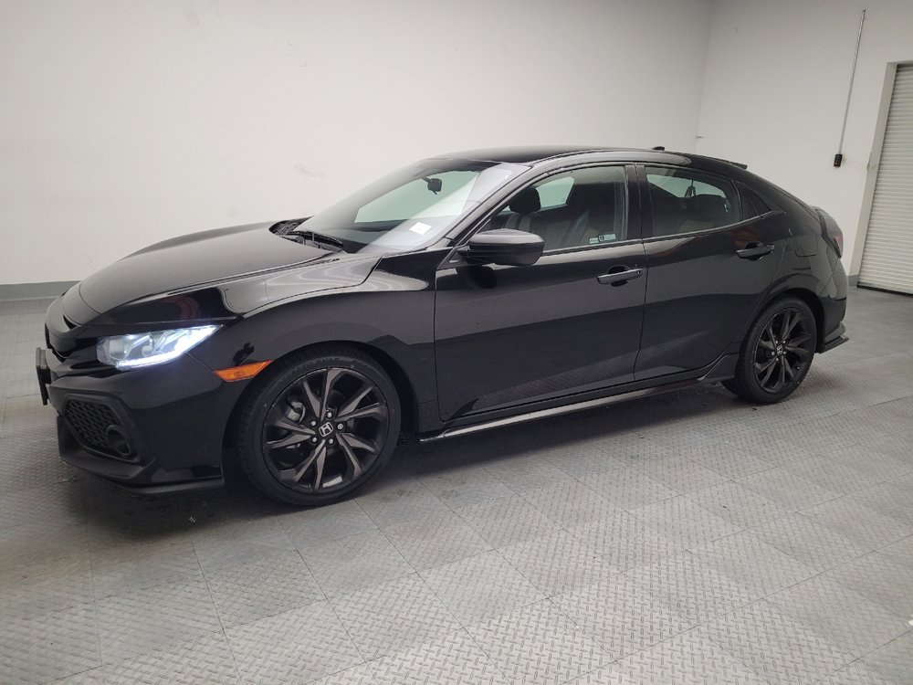 Used 2018 Honda Civic Sport image 2