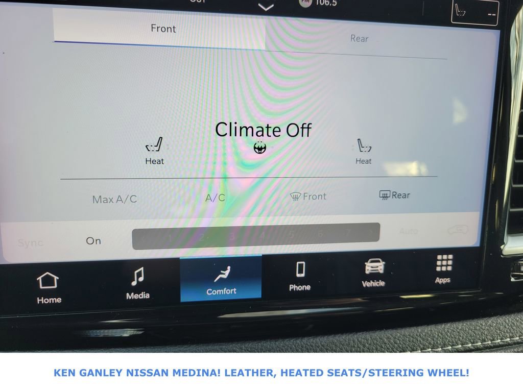 Used 2023 Chrysler Pacifica Touring-L image 29