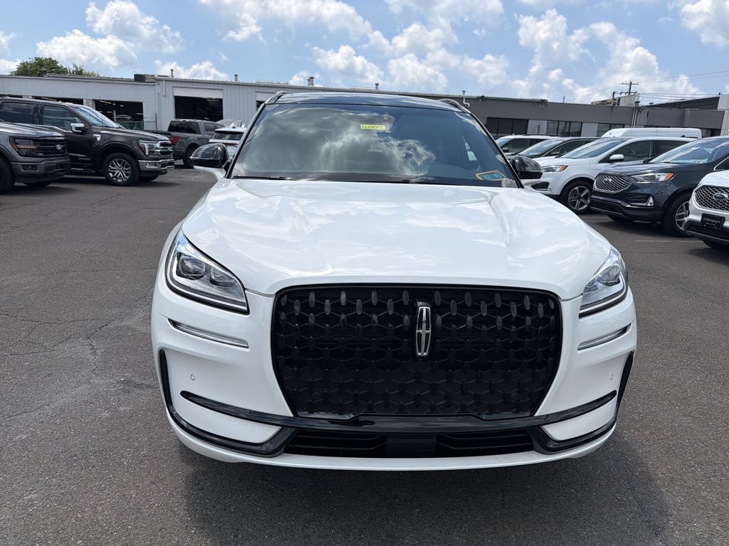 Certified 2023 Lincoln Corsair Reserve w/ Equipment Group 201A AWD/4WD image 8