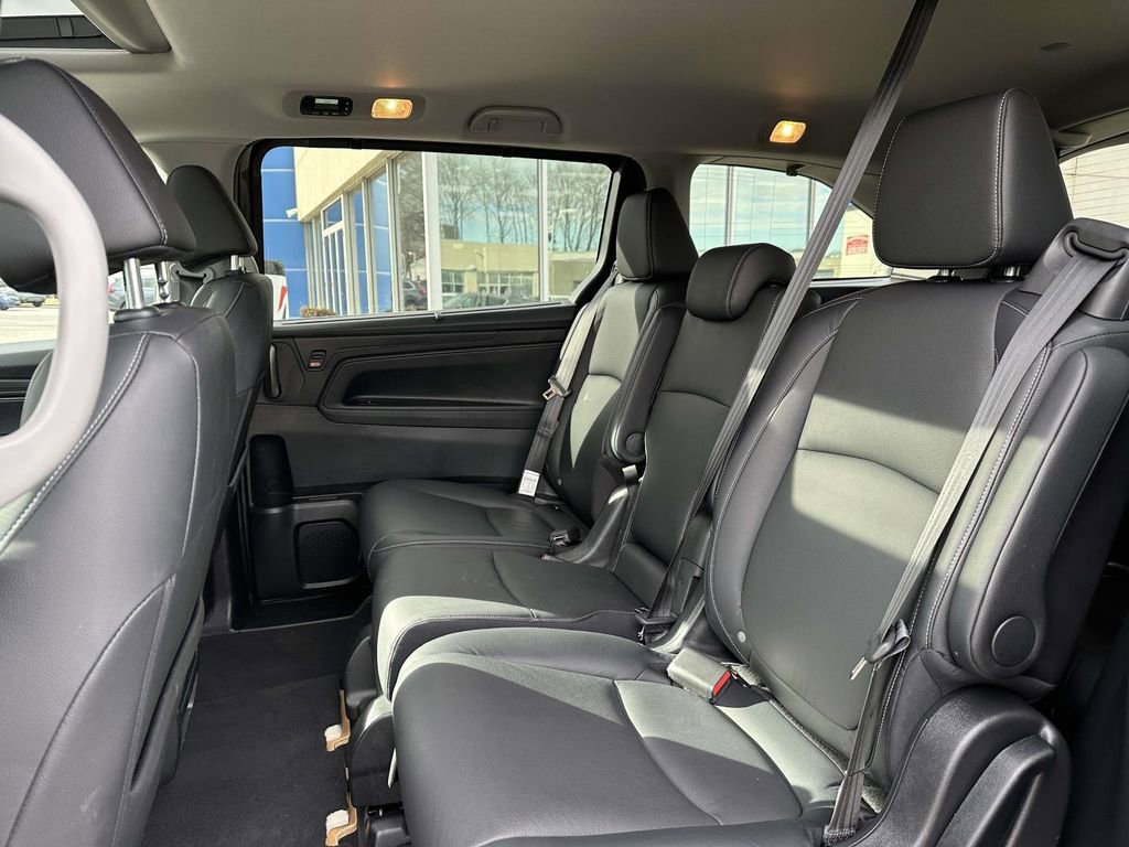Certified 2024 Honda Odyssey EX-L image 9