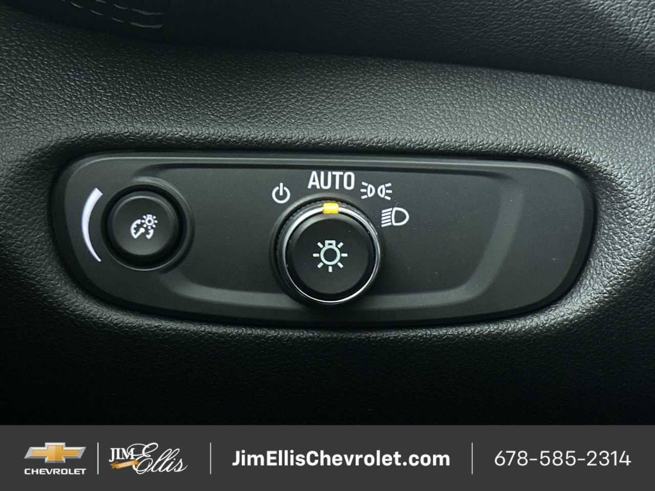 Certified 2025 Chevrolet Blazer LT AWD/4WD image 18