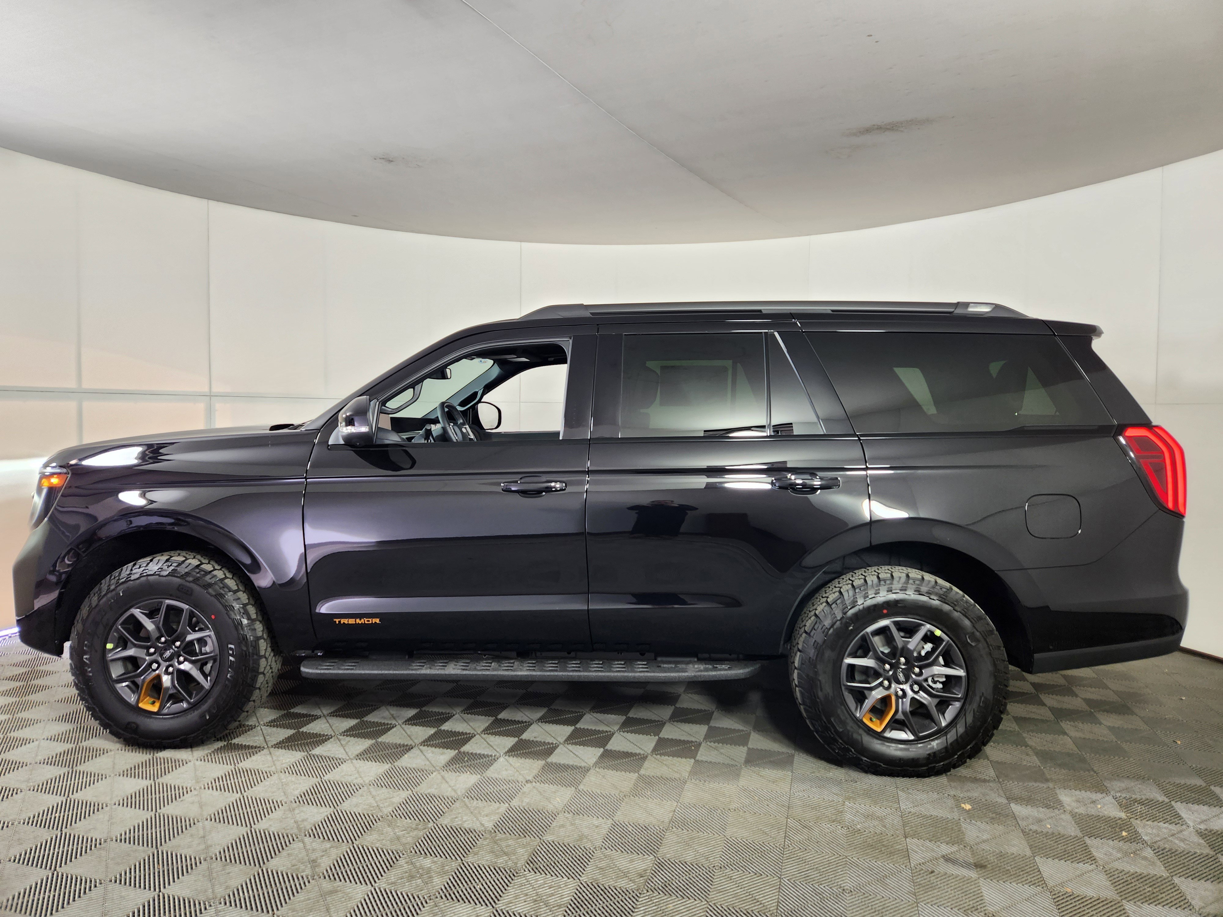 New 2026 Ford Expedition Tremor AWD/4WD image 4