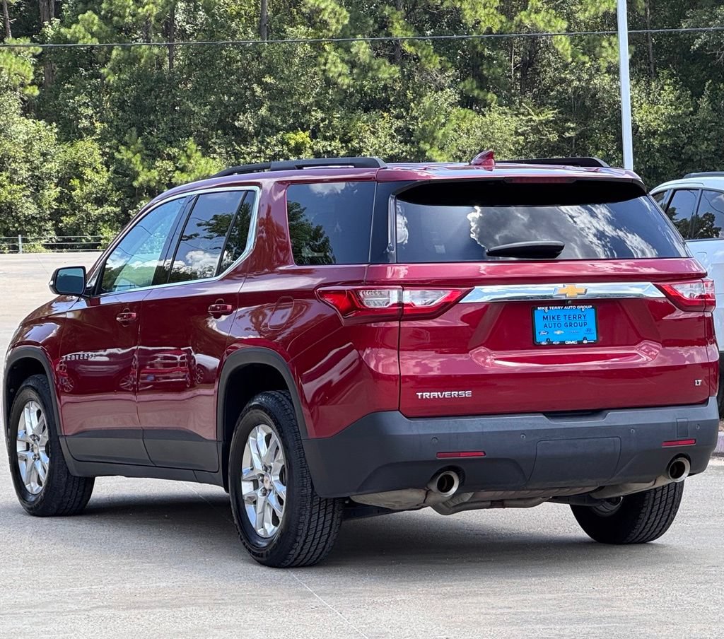 Used 2020 Chevrolet Traverse LT FWD image 12