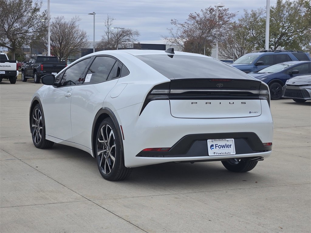 New 2026 Toyota Prius Plug-In Hybrid image 3