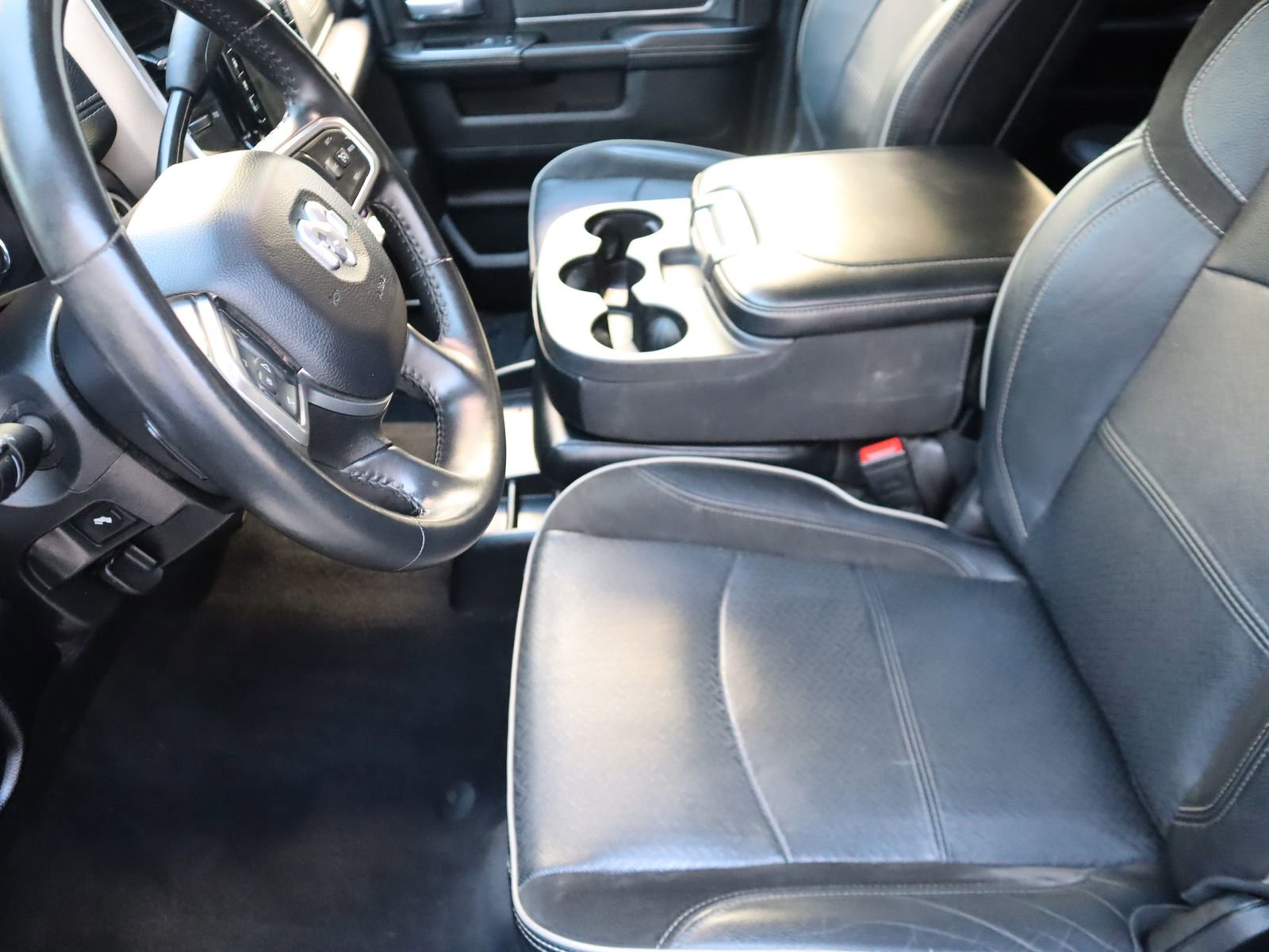 Used 2024 RAM 2500 Laramie image 32