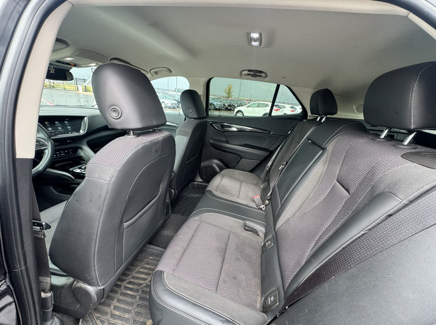 Used 2023 Buick Envision Preferred FWD image 2