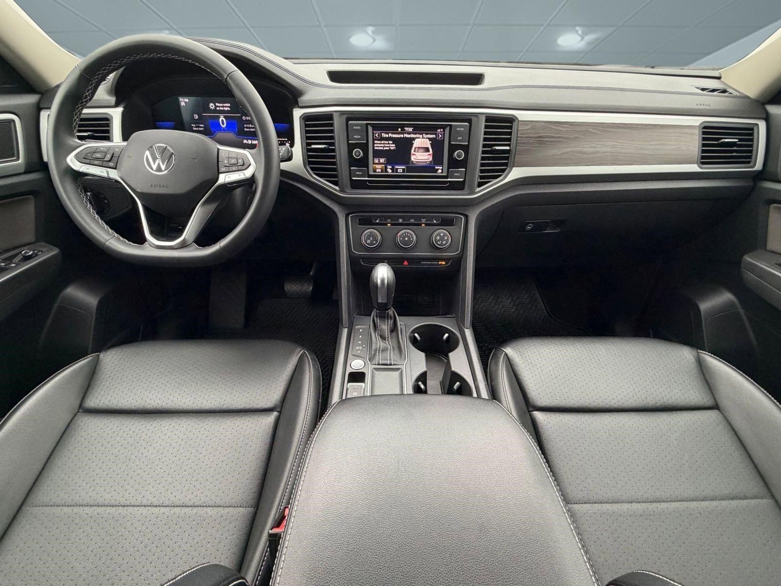 Certified 2022 Volkswagen Atlas SE FWD image 22