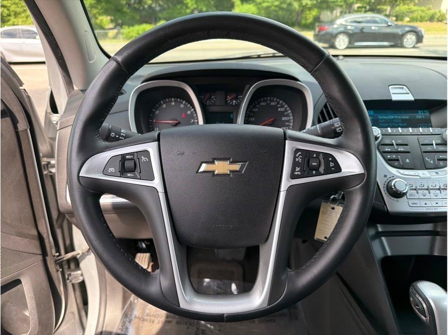 Used 2011 Chevrolet Equinox LT w/ Driver Convenience Package FWD image 14