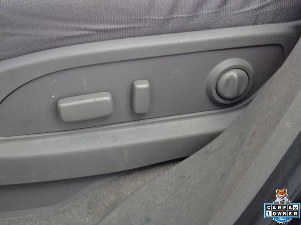 Used 2010 Chevrolet Traverse LT w/ Personal Connectivity Package FWD image 15