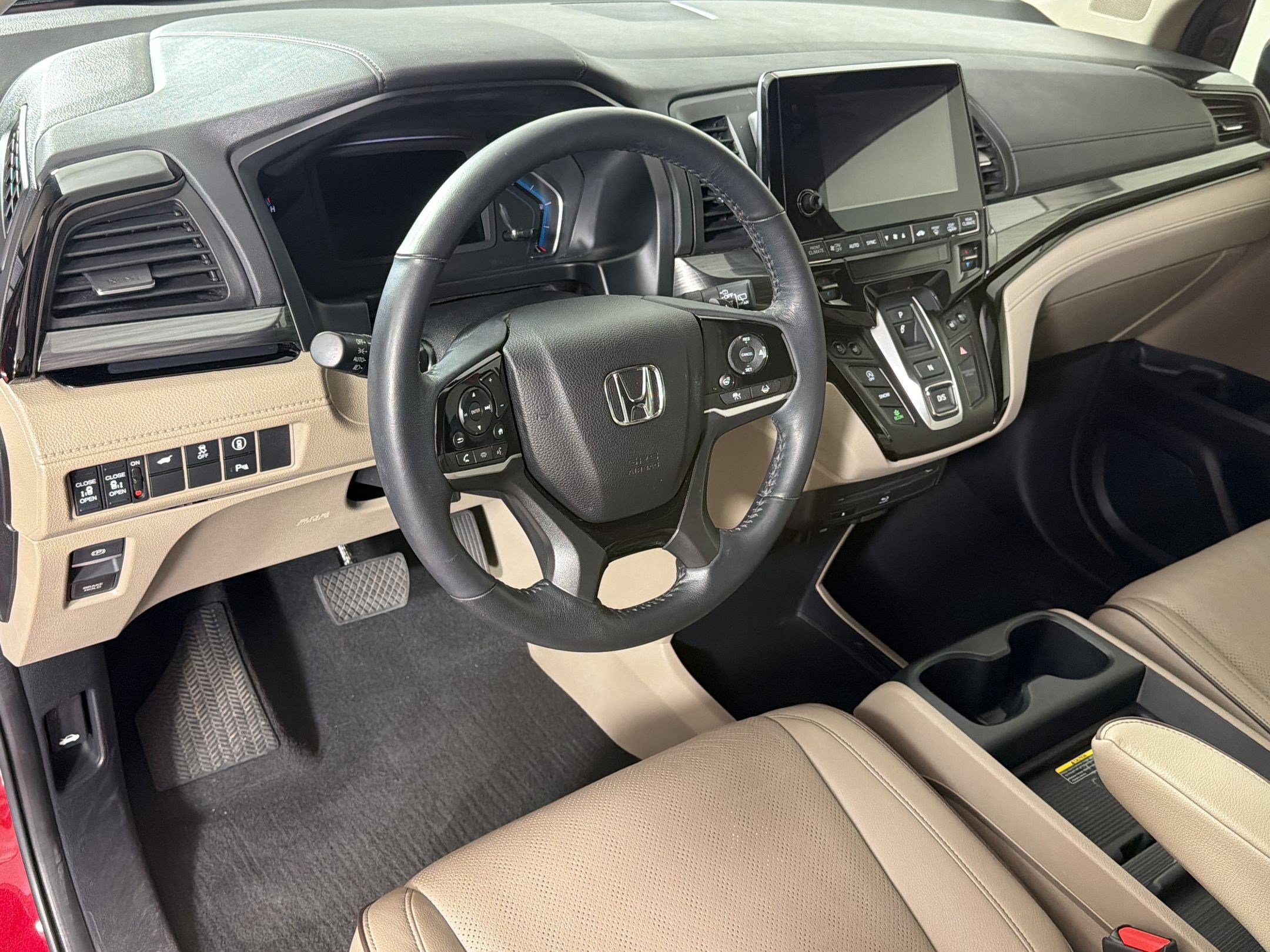 Certified 2023 Honda Odyssey Elite image 4