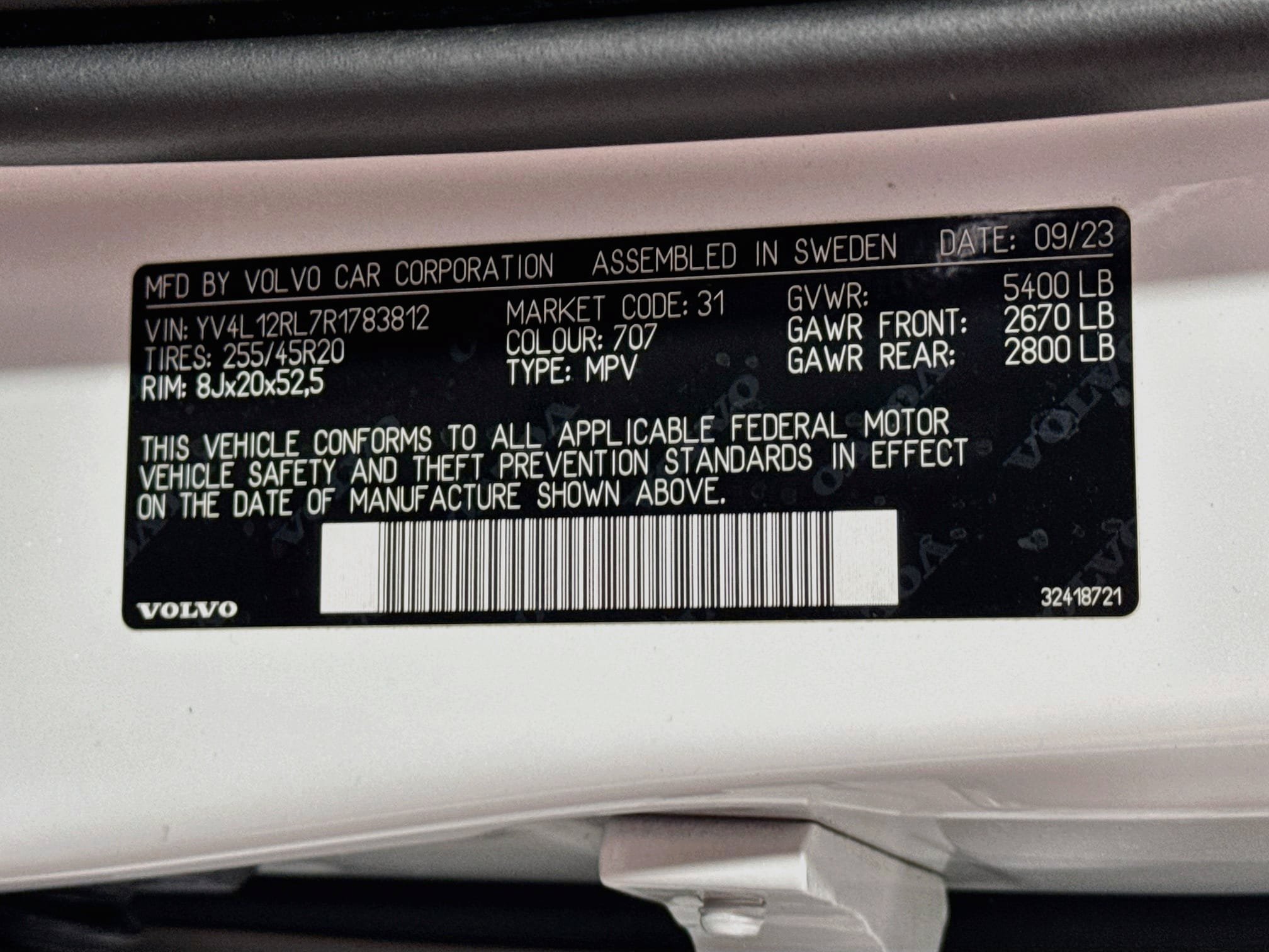 Used 2024 Volvo XC60 B5 Plus w/ Protection Package Premier AWD/4WD image 28