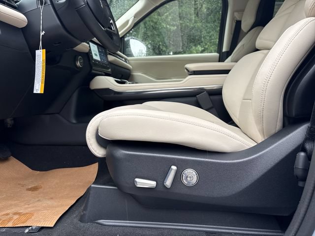 New 2027 Lincoln Navigator Reserve AWD/4WD image 12
