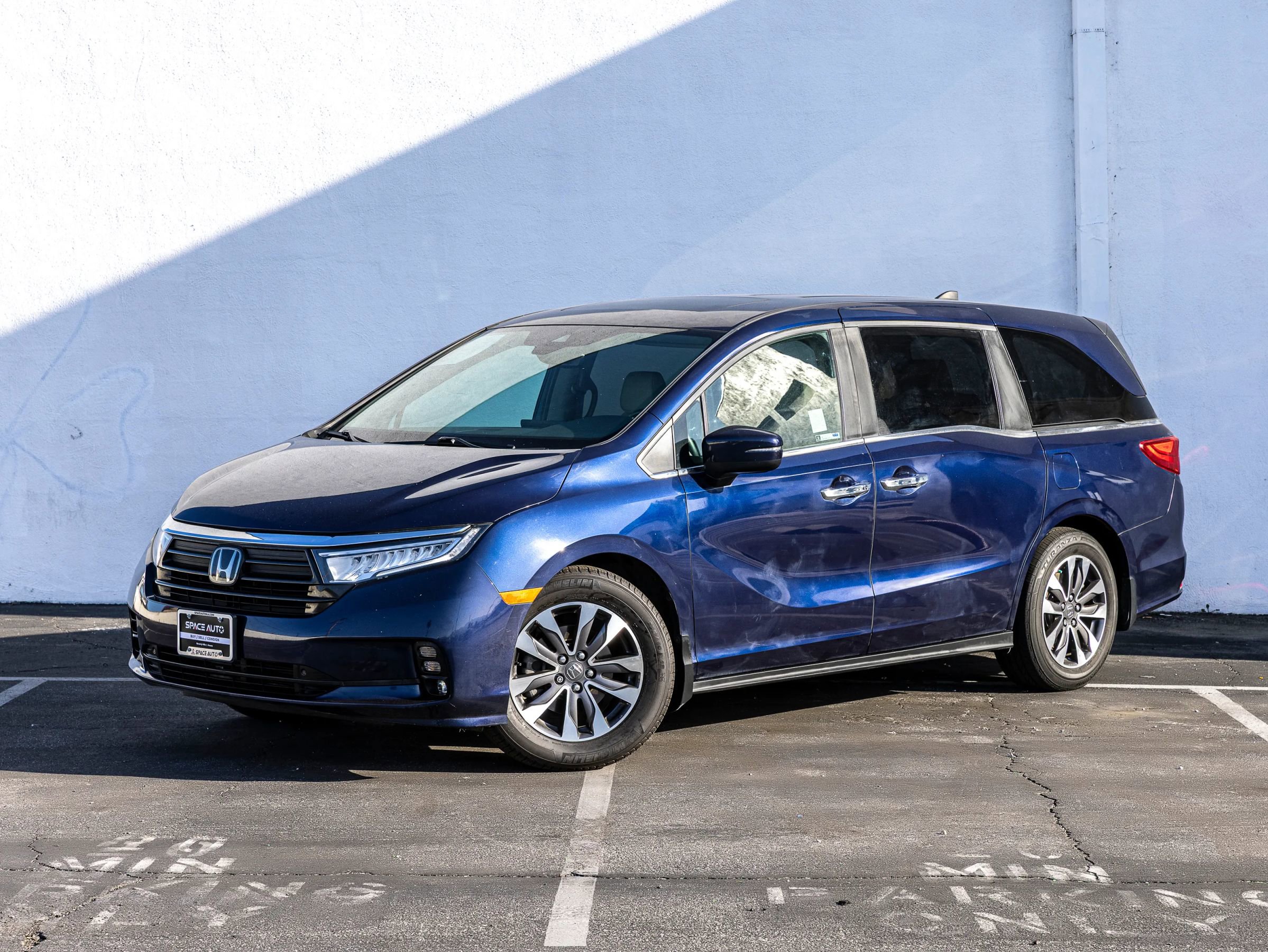 Used 2022 Honda Odyssey EX-L image 3