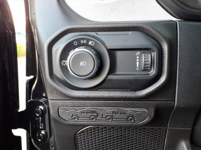 New 2026 Jeep Wrangler Sport AWD/4WD image 14