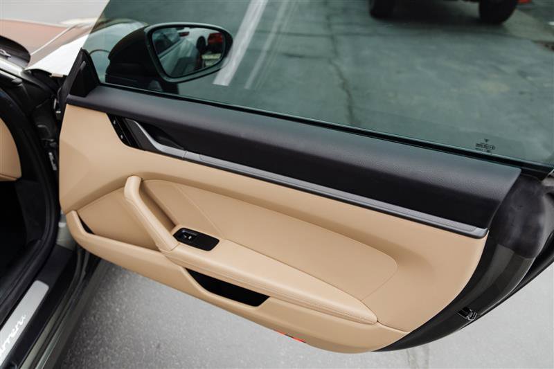 Used 2020 Porsche 911 Carrera RWD image 29