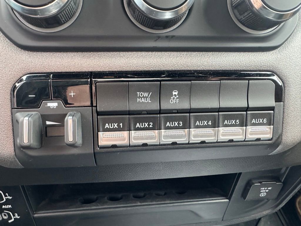 Used 2024 RAM 3500 Tradesman w/ Protection Group image 18