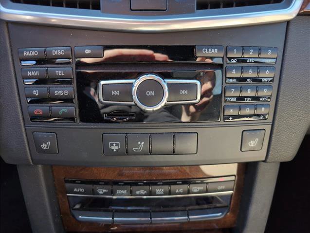 Used 2013 Mercedes-Benz E 350 BlueTEC Sedan image 13