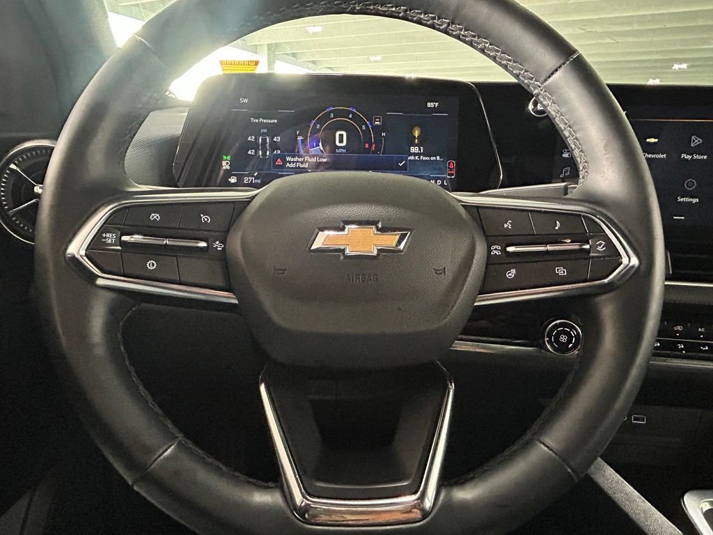 Used 2025 Chevrolet Equinox LT FWD image 26