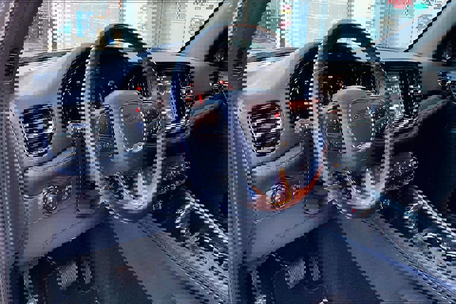 Used 2023 Dodge Durango SXT Launch Edition image 54