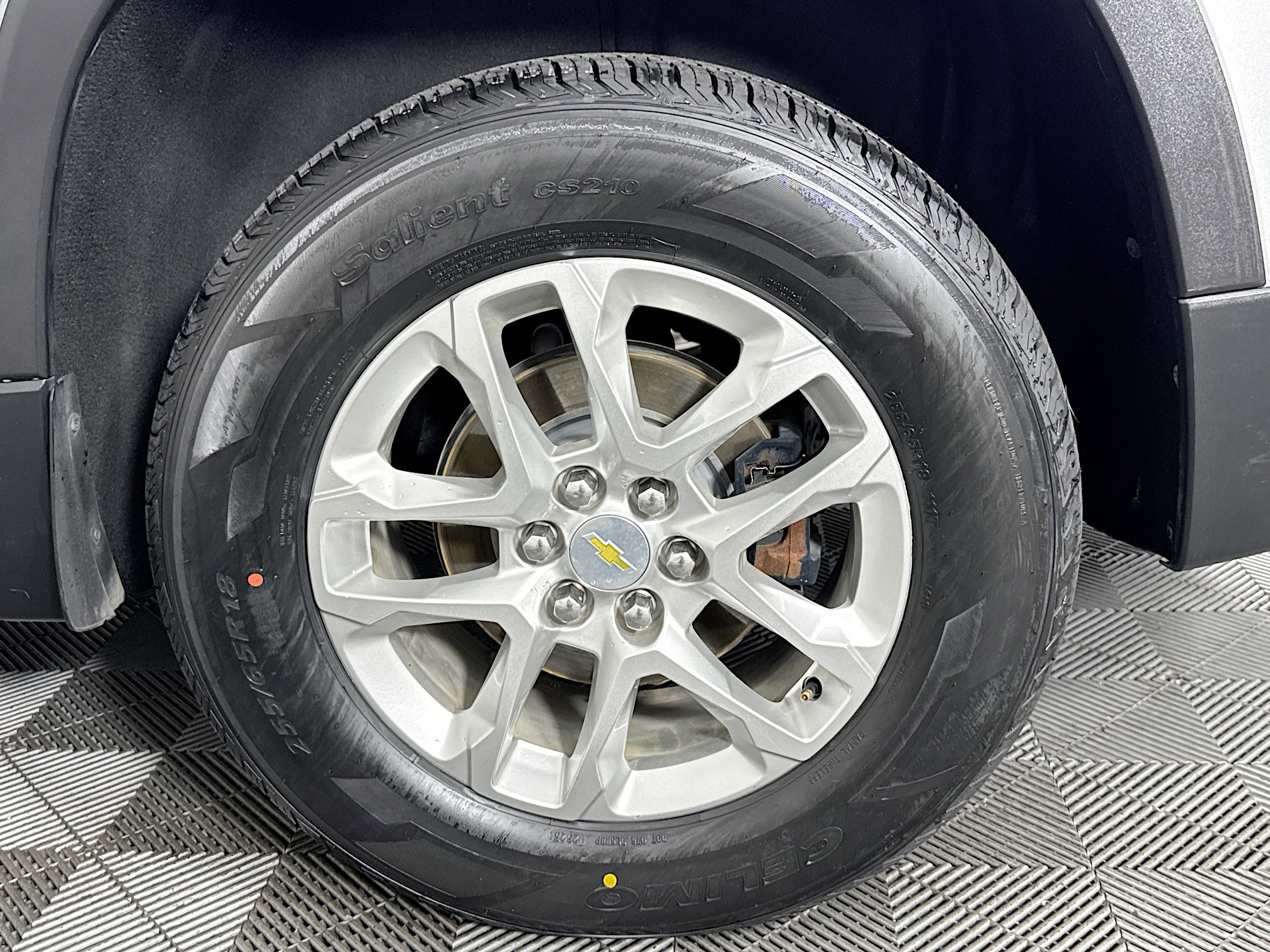 Used 2020 Chevrolet Traverse LS image 36