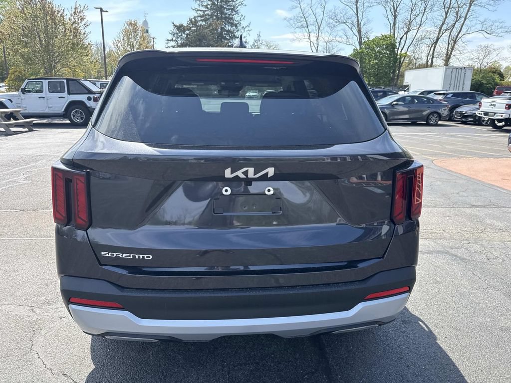 New 2026 Kia Sorento LX FWD image 3