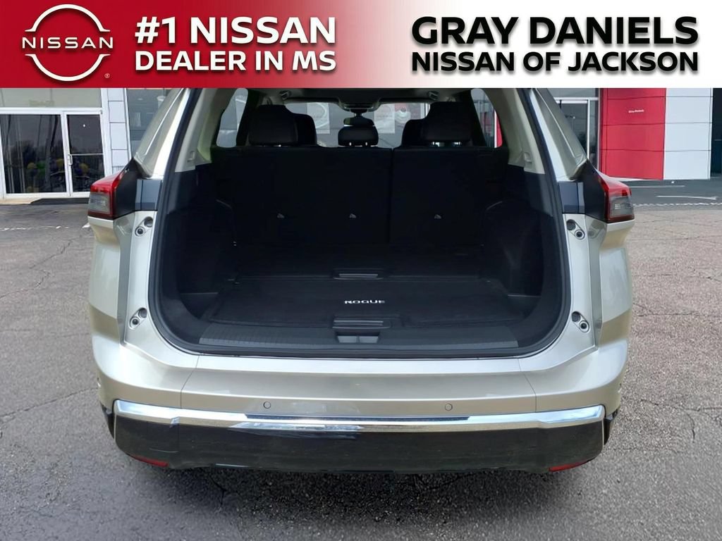 New 2026 Nissan Rogue Platinum AWD/4WD image 8