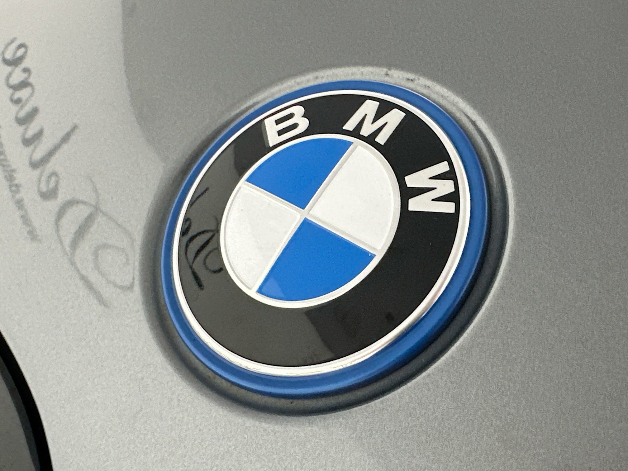 Used 2023 BMW 330e xDrive w/ M Sport Package image 35