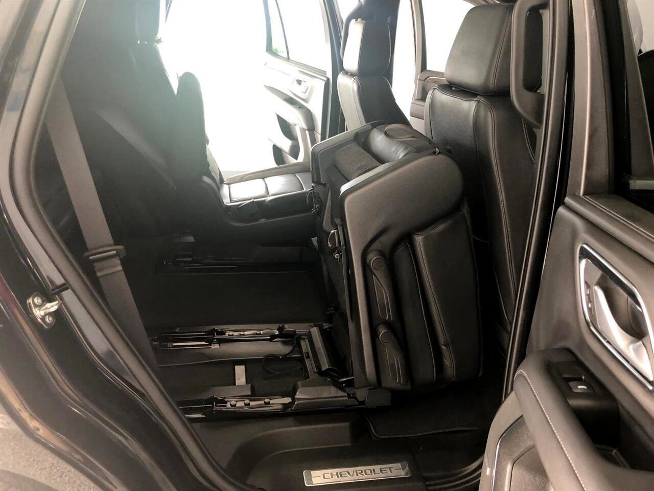 Used 2022 Chevrolet Tahoe LT w/ LT Signature Plus Package image 17