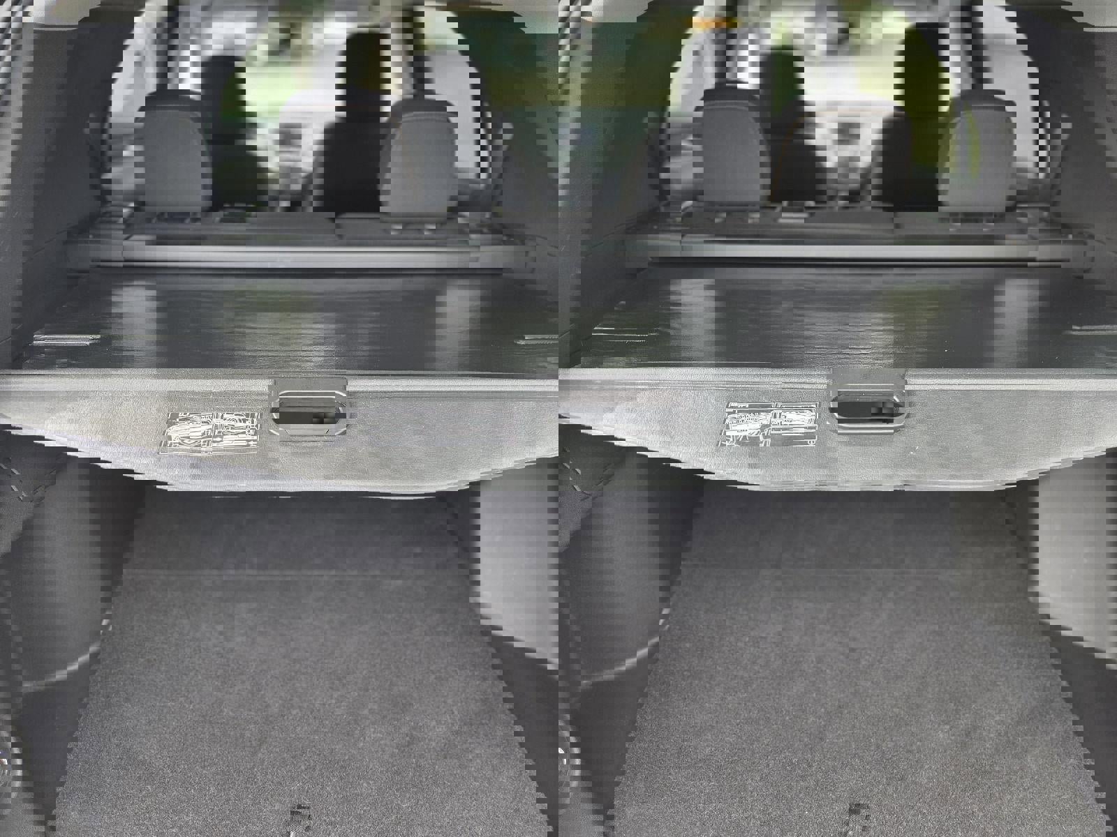 Certified 2023 Chevrolet Equinox LT w/ Driver Convenience Package image 24