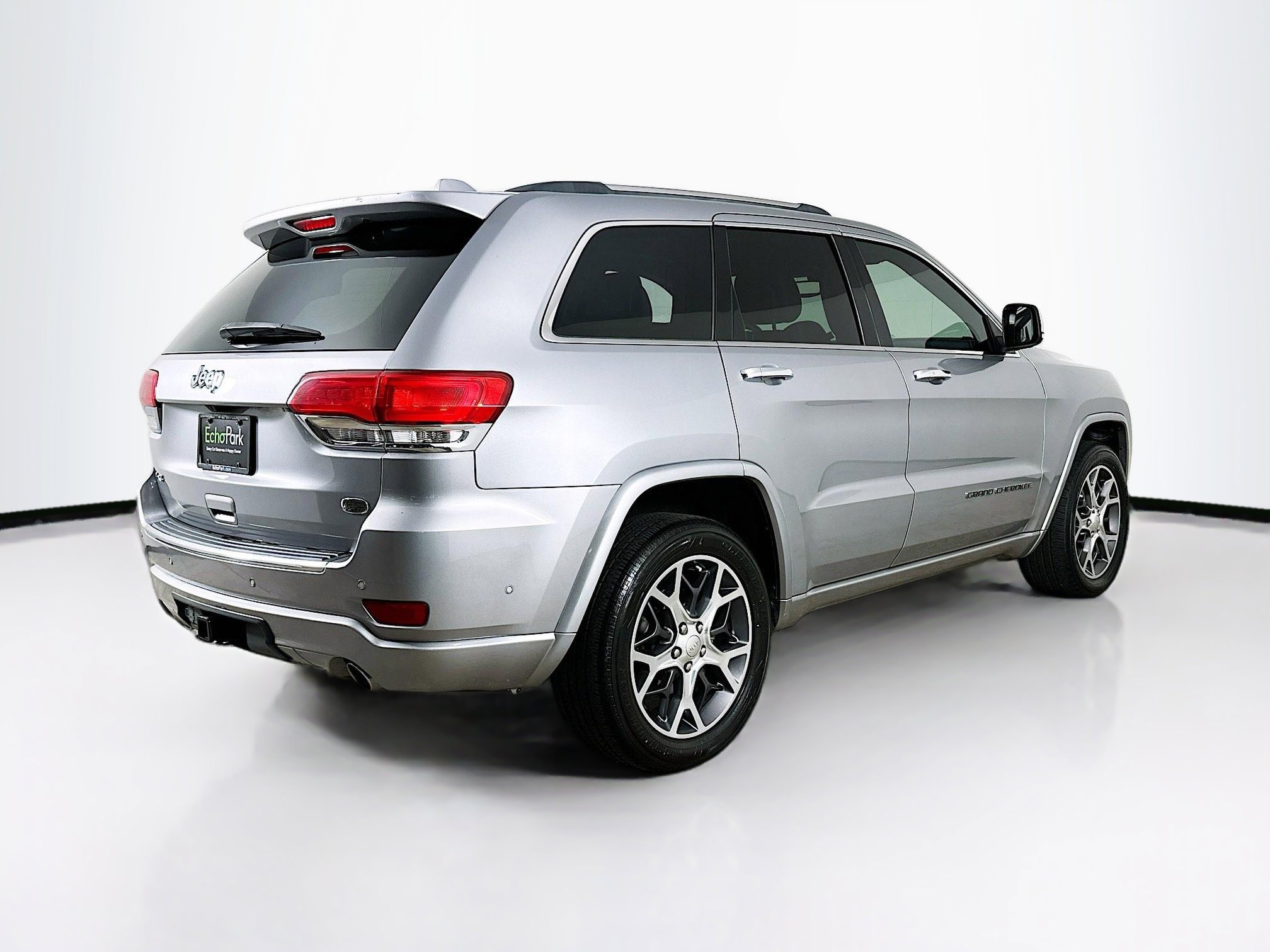 Used 2019 Jeep Grand Cherokee Overland image 9