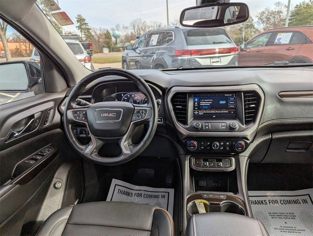 Used 2022 GMC Acadia AT4 w/ Technology Package image 11