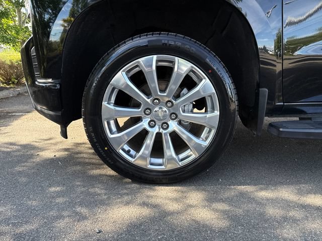 Used 2020 Chevrolet Silverado 1500 High Country w/ Technology Package AWD/4WD image 27