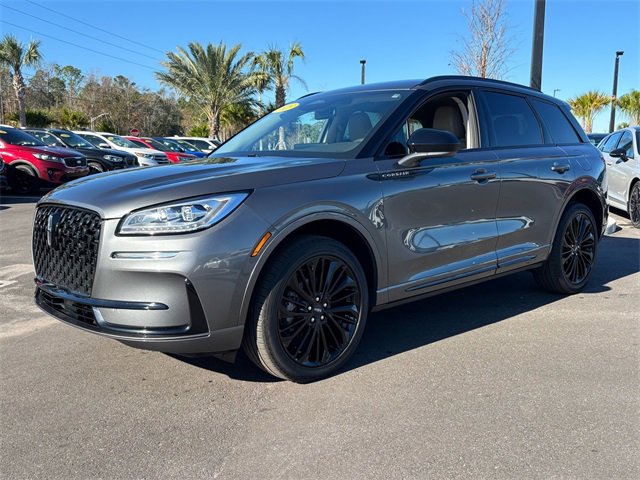 Used 2023 Lincoln Corsair Reserve w/ Jet Appearance Package image 2