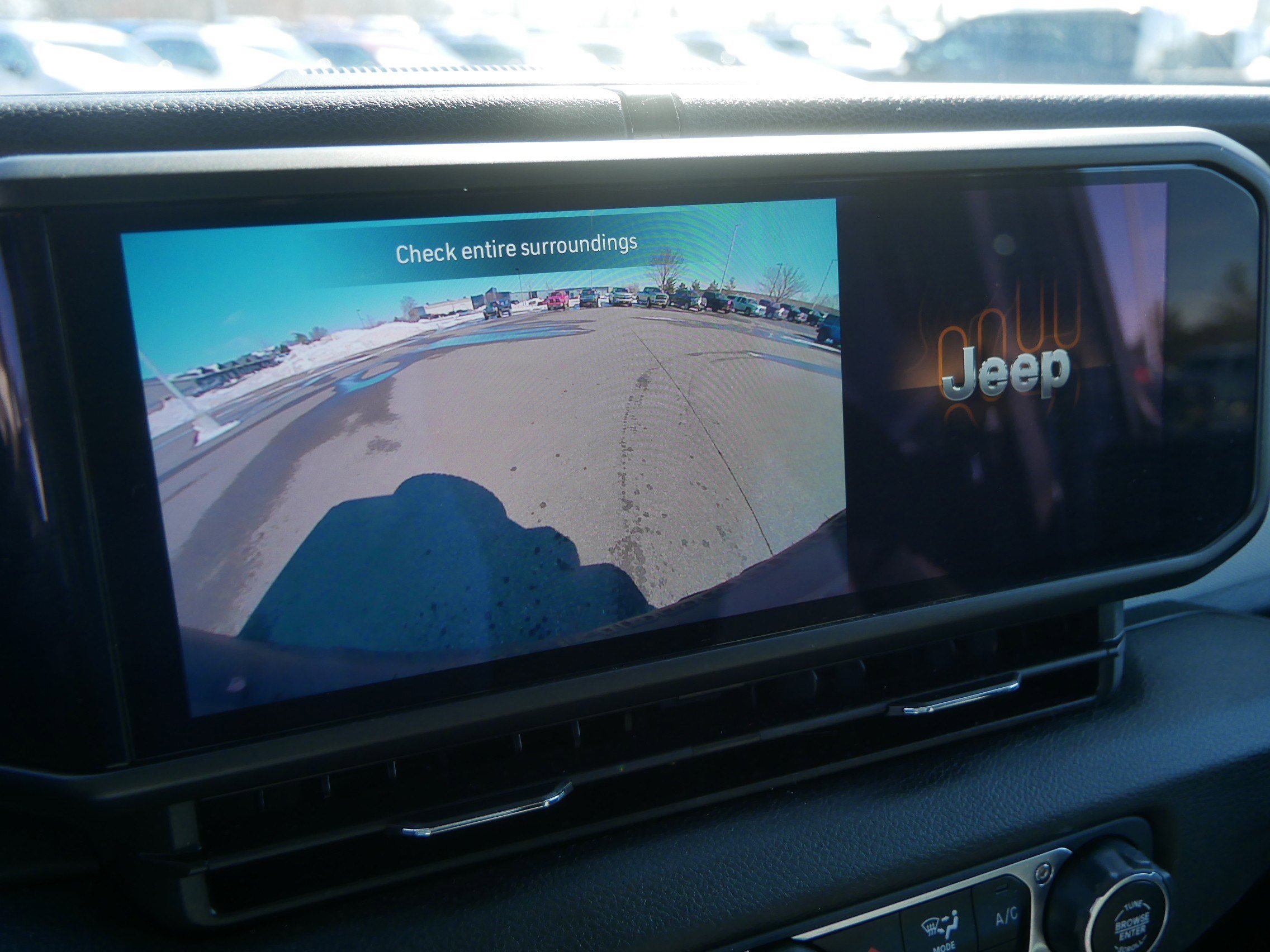 Used 2024 Jeep Wrangler Willys image 35