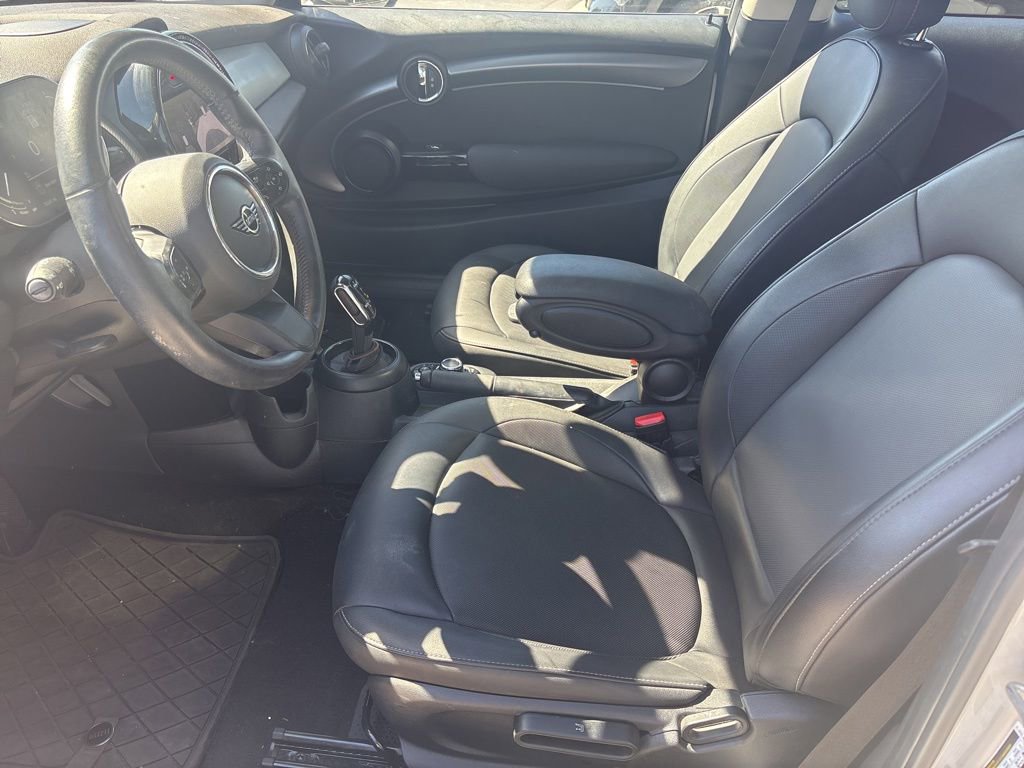 Used 2023 MINI Cooper 2-Door Hardtop FWD image 10