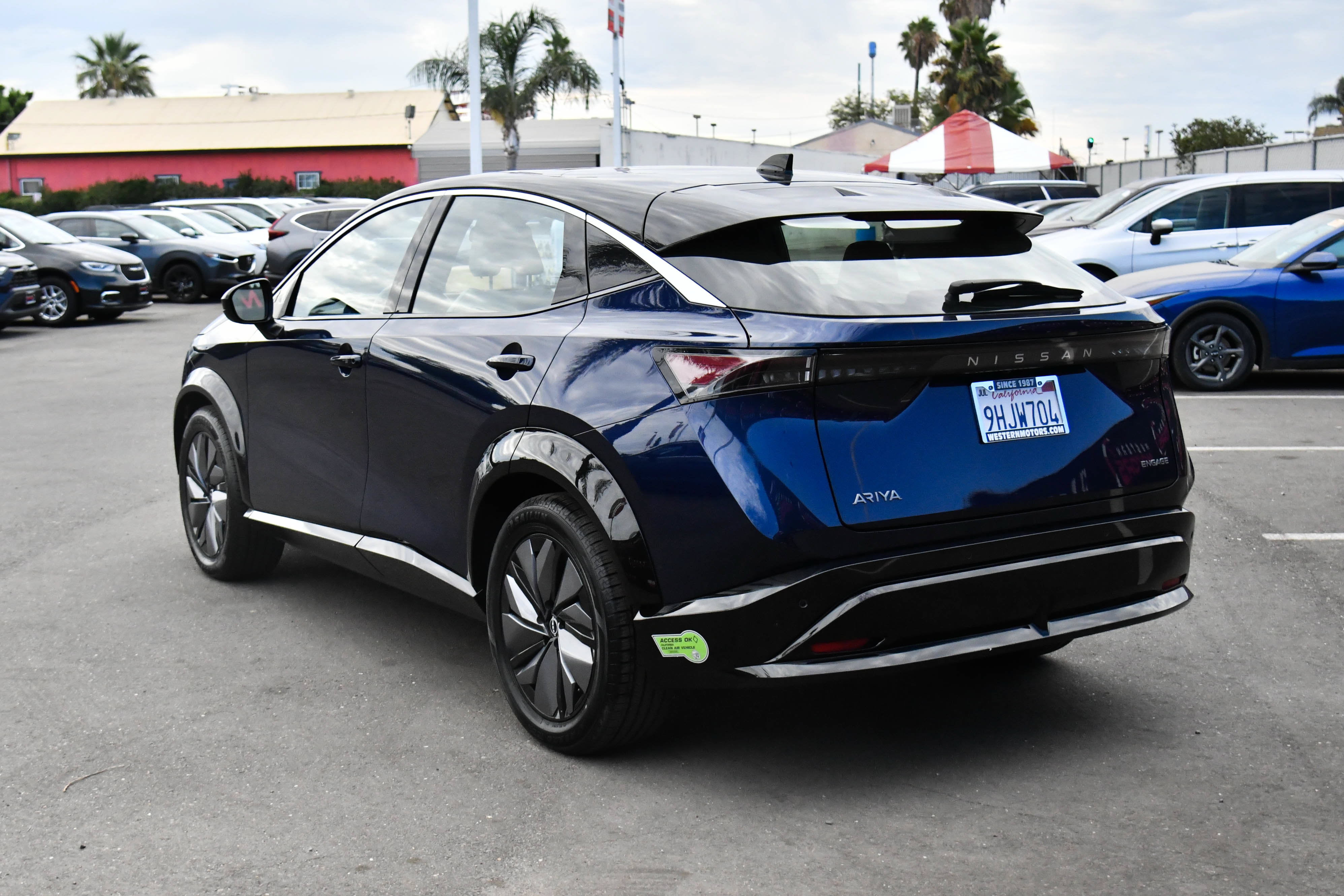 Used 2023 Nissan Ariya FWD image 6