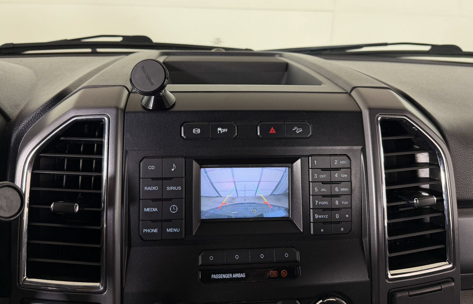 Used 2017 Ford F250 XLT AWD/4WD image 12