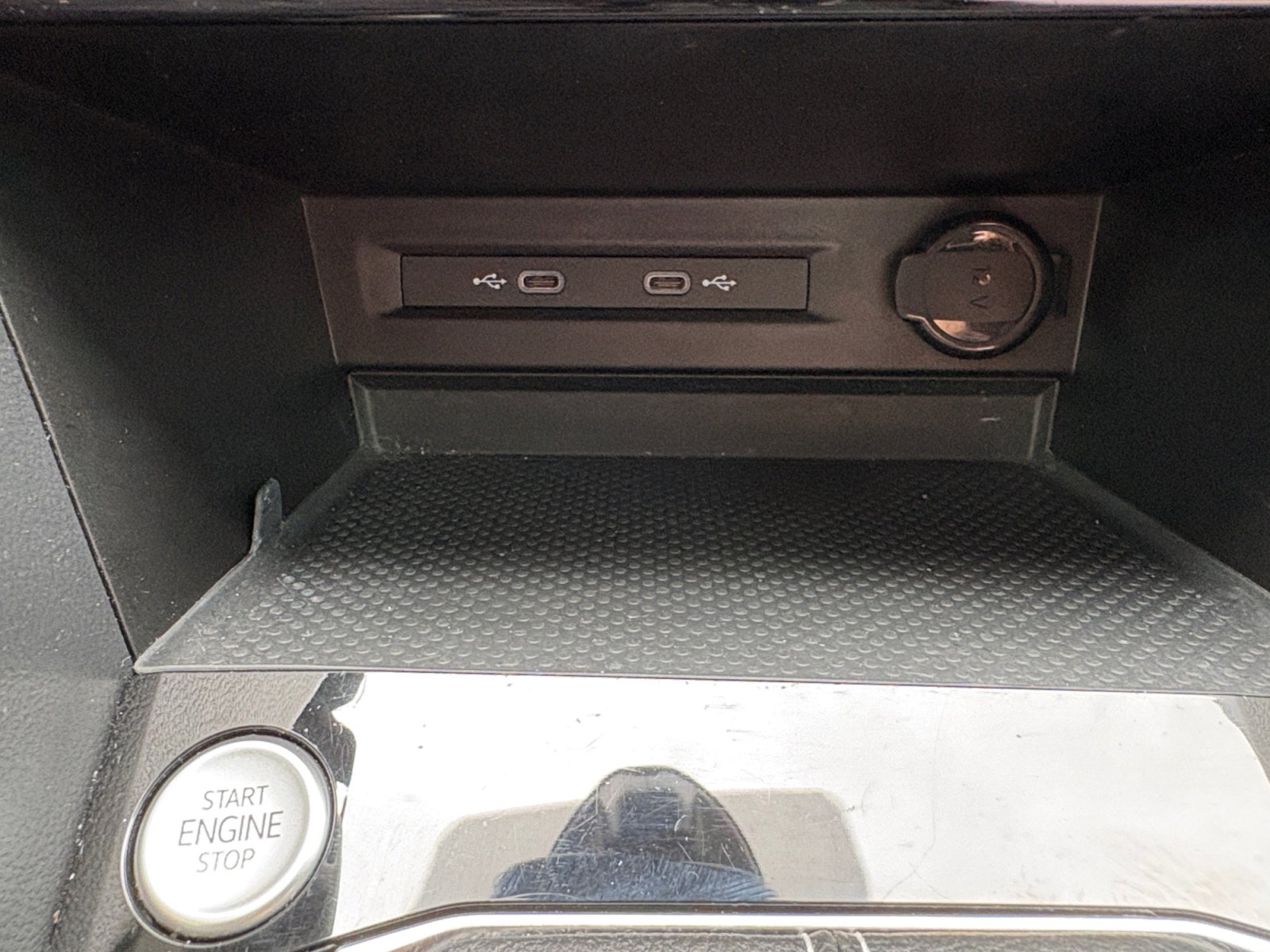 Certified 2024 Volkswagen Taos S w/ MDO Package image 18