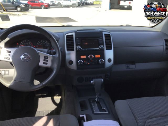 Used 2018 Nissan Frontier SV w/ Value Truck Package RWD image 12