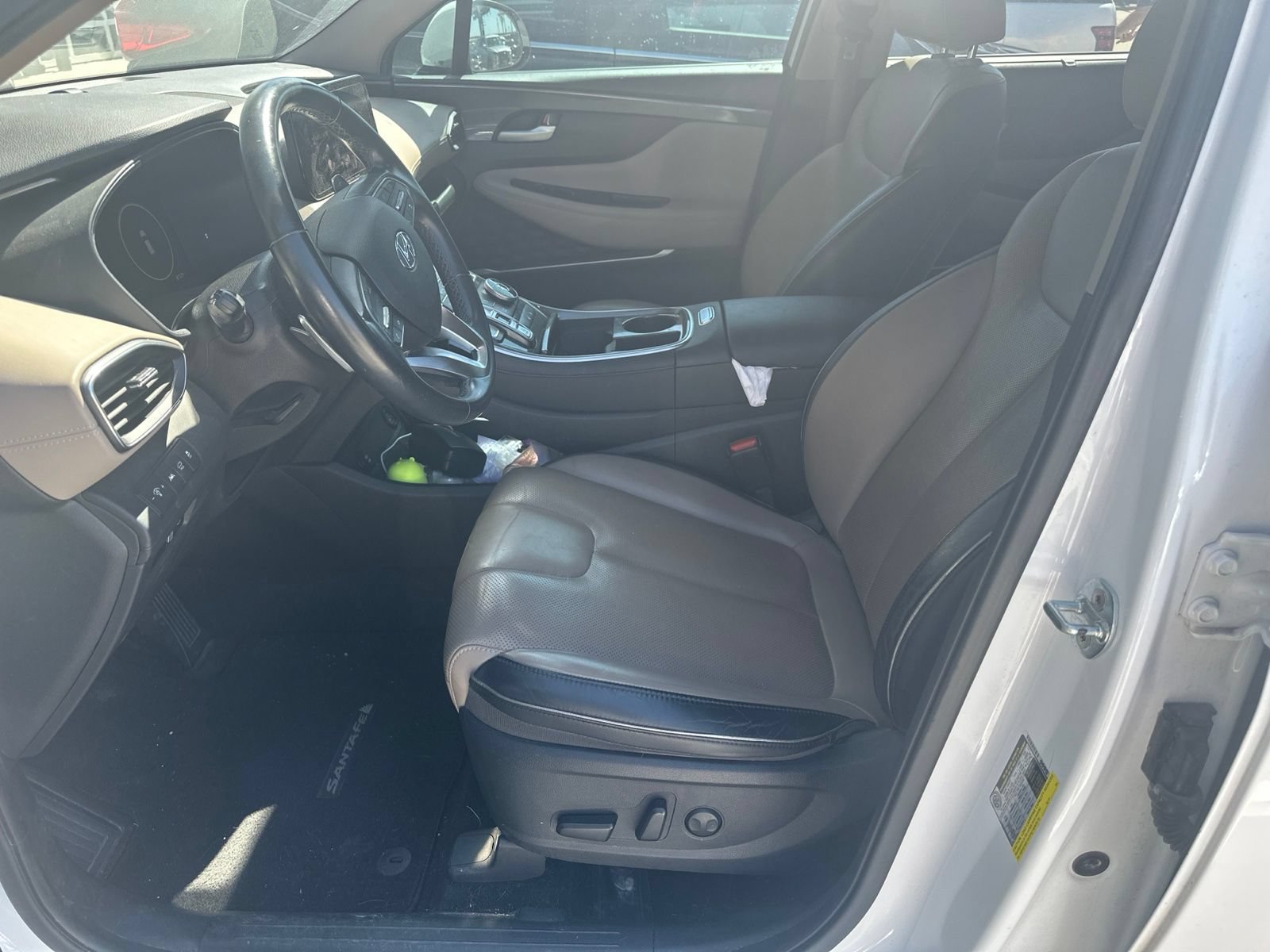 Used 2021 Hyundai Santa Fe SEL w/ Convenience + Premium Package AWD/4WD image 15