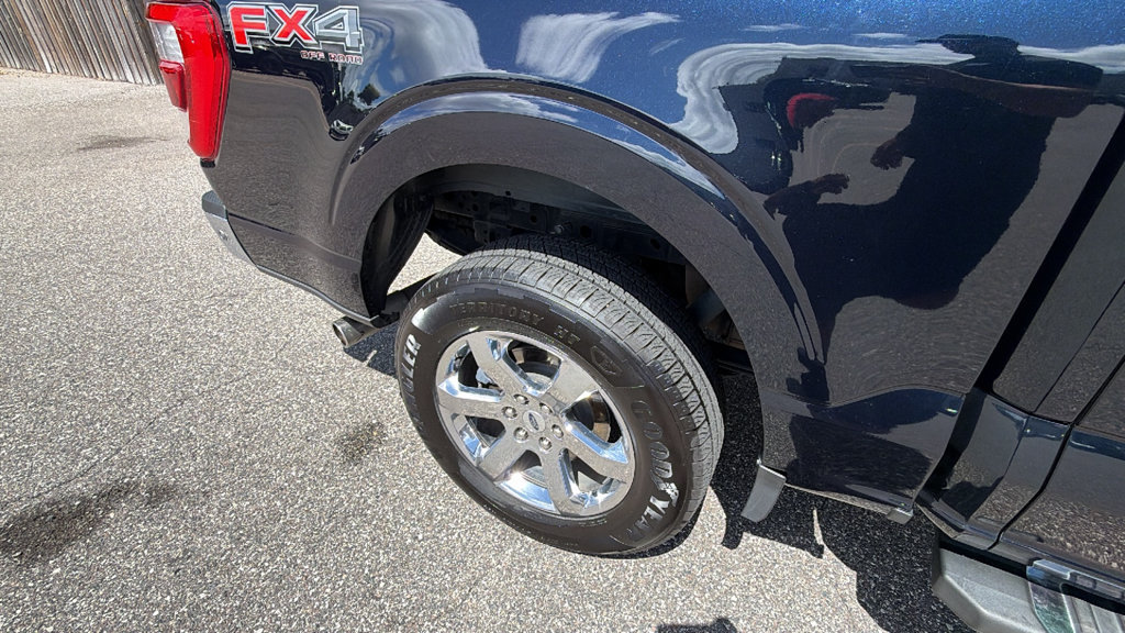 Used 2022 Ford F150 Lariat w/ Equipment Group 502A High AWD/4WD image 11