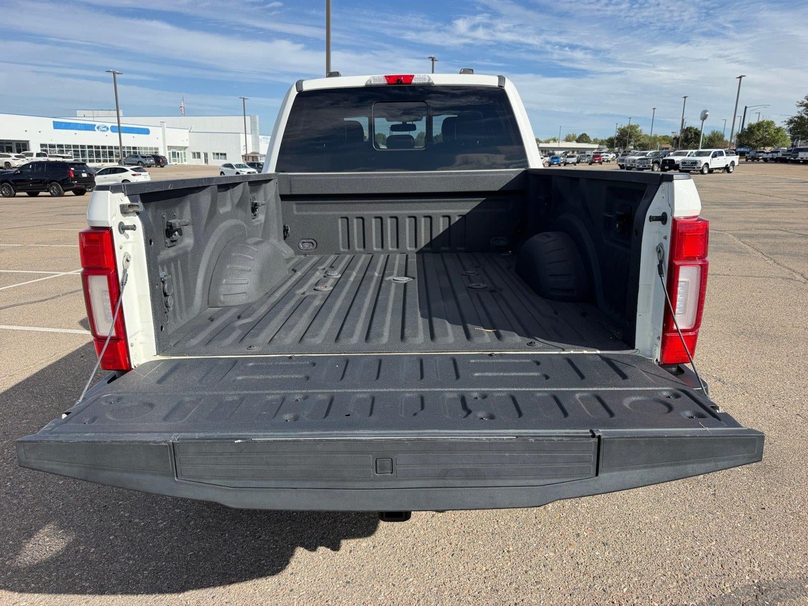 Used 2022 Ford F350 Limited w/ FX4 Off-Road Package AWD/4WD image 16
