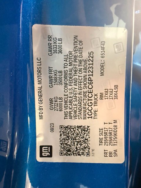 Used 2023 Chevrolet Colorado LT AWD/4WD image 11