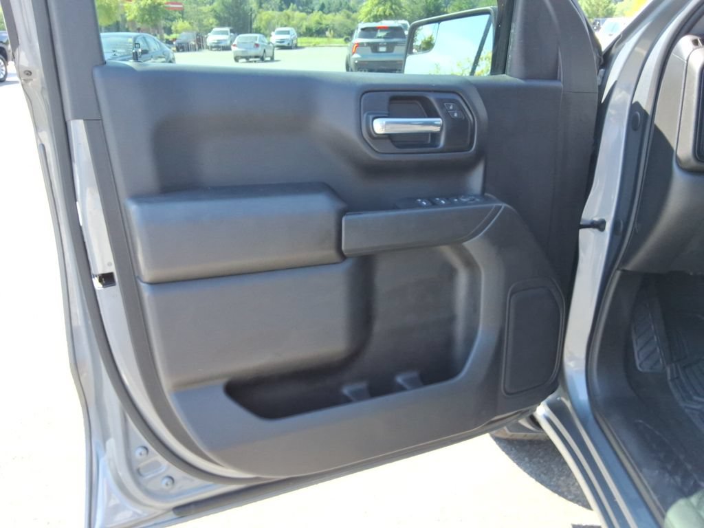 Certified 2020 Chevrolet Silverado 1500 Custom w/ Custom Value Package RWD image 21