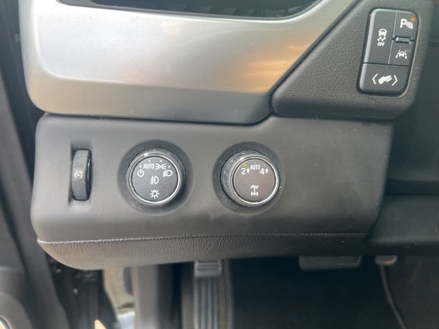 Used 2018 Chevrolet Tahoe Premier image 22