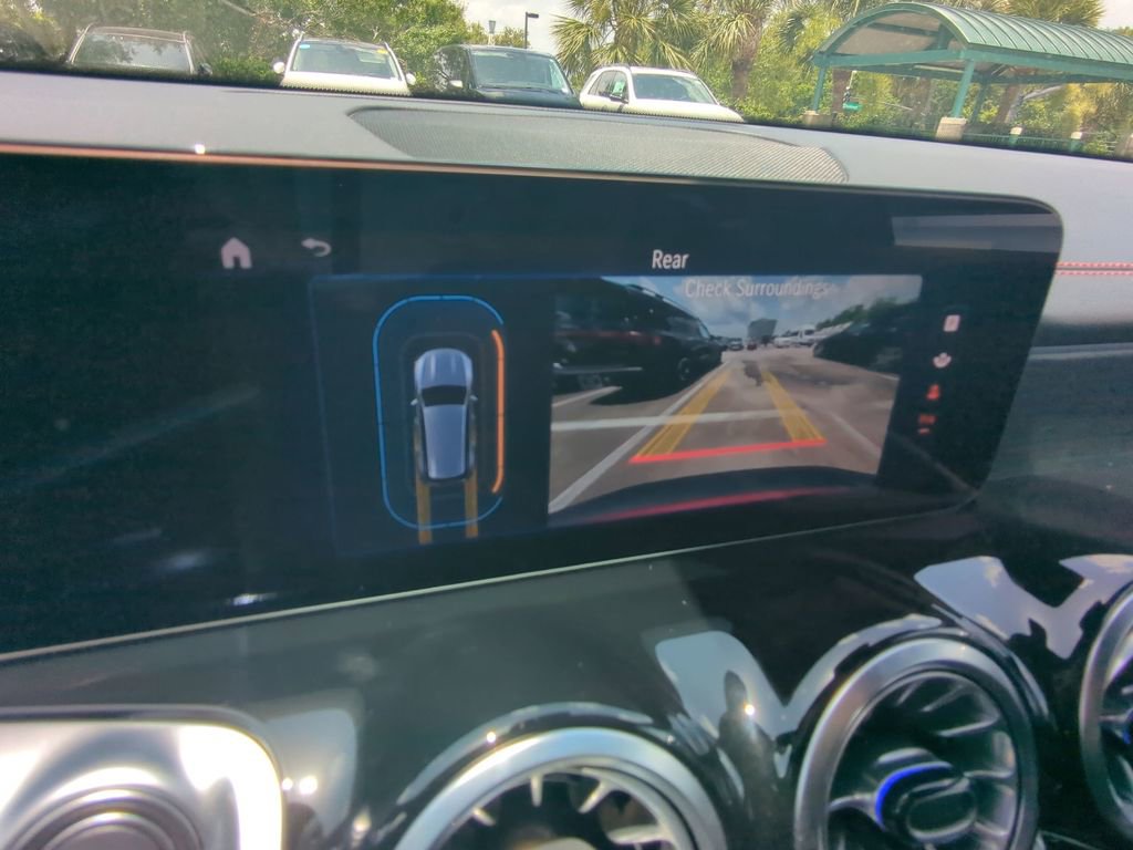 Used 2024 Mercedes-Benz EQB 250+ image 7