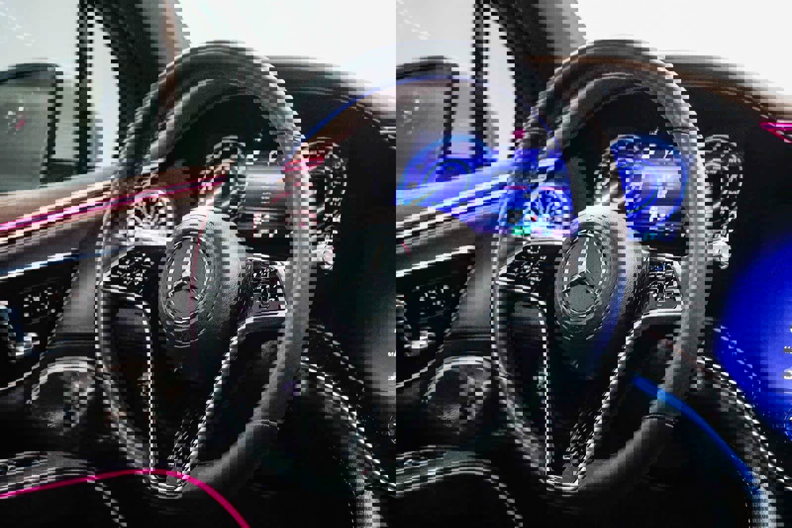 Used 2023 Mercedes-Benz EQS 580 4MATIC SUV image 15