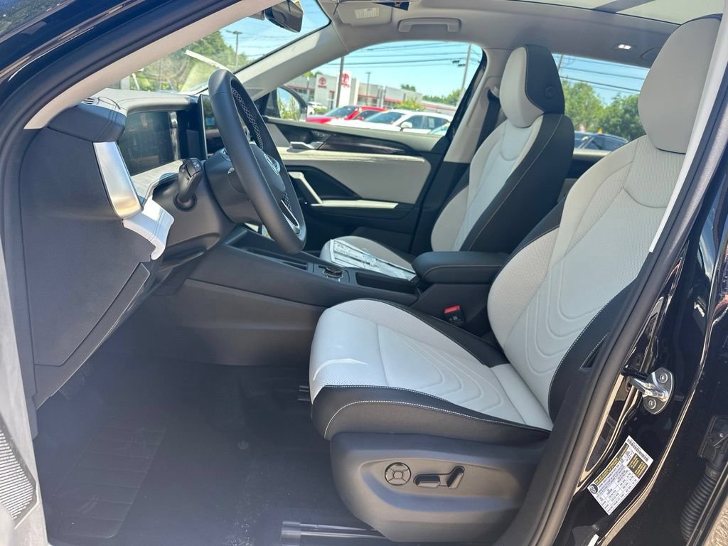 New 2026 Volkswagen Tiguan SE AWD/4WD image 9