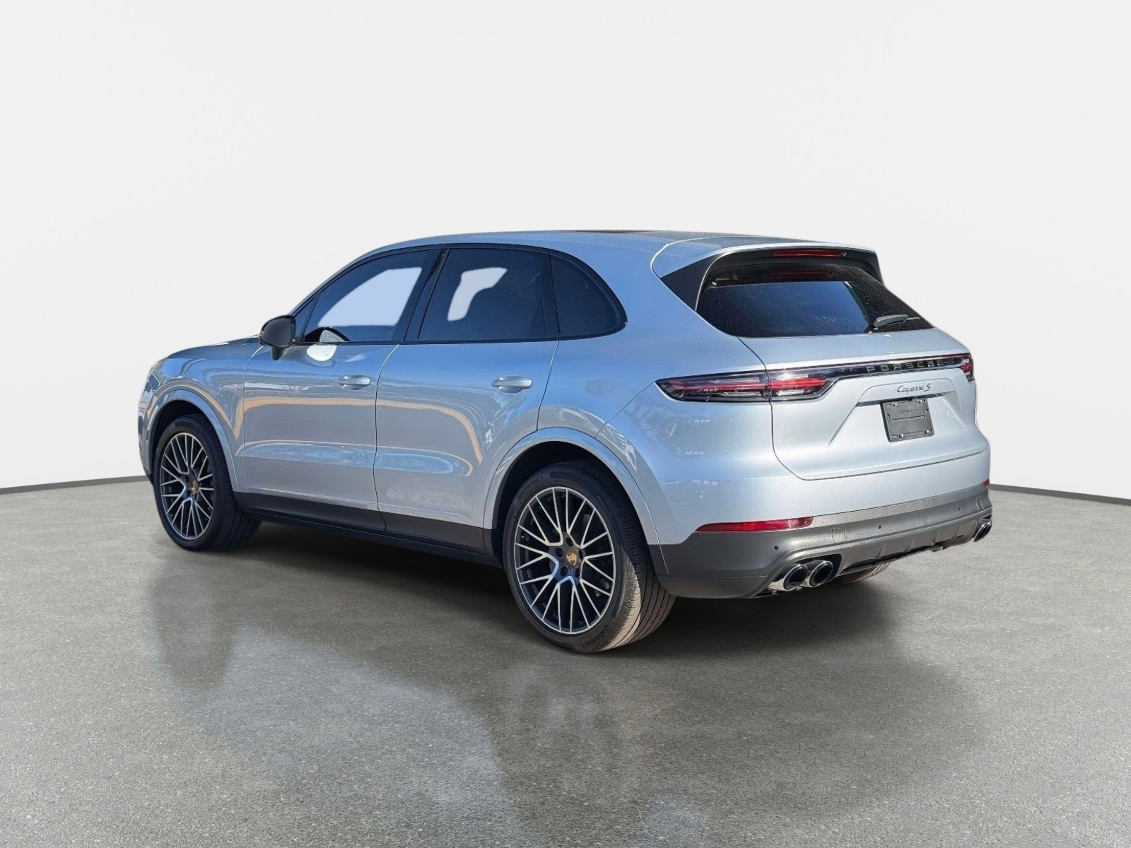 Used 2021 Porsche Cayenne S AWD/4WD image 5