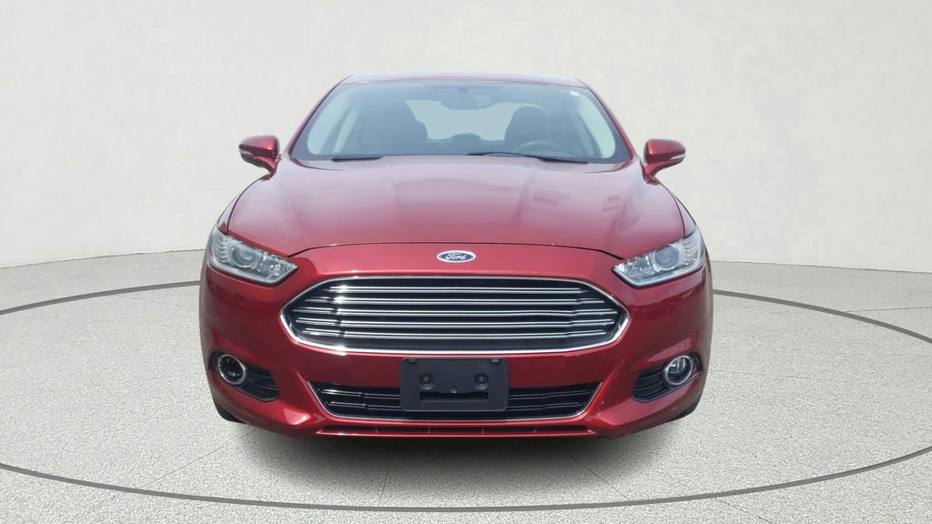Used 2014 Ford Fusion Titanium image 2